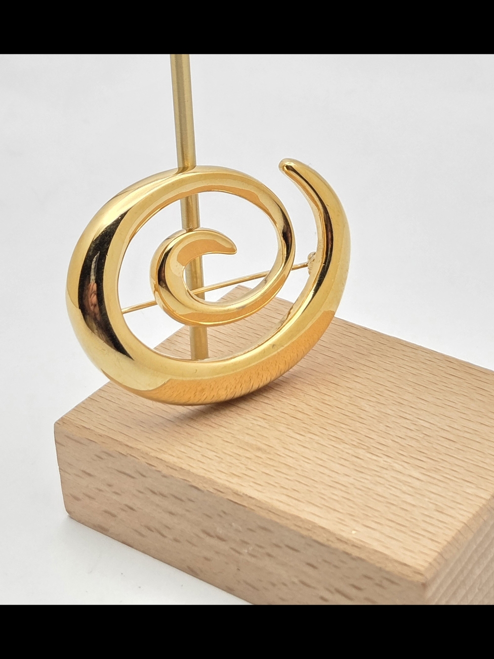 Vintage Napier Gold Tone Spiral Swirl Brooch Pin Minimalist Modernist 2"